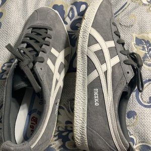 Onitsuka tiger grey shoes